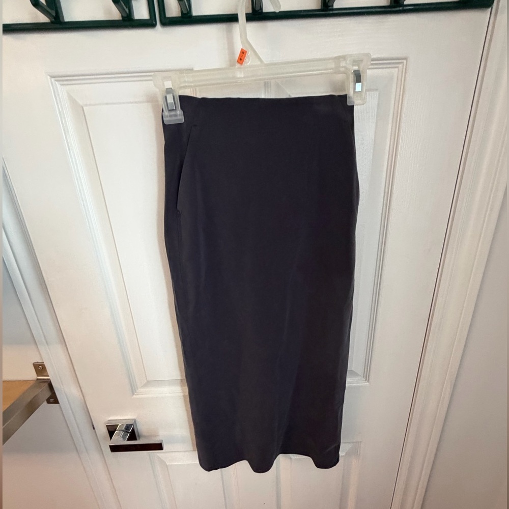 Lululemon Black Skirt Size 0 - Picture 5 of 5